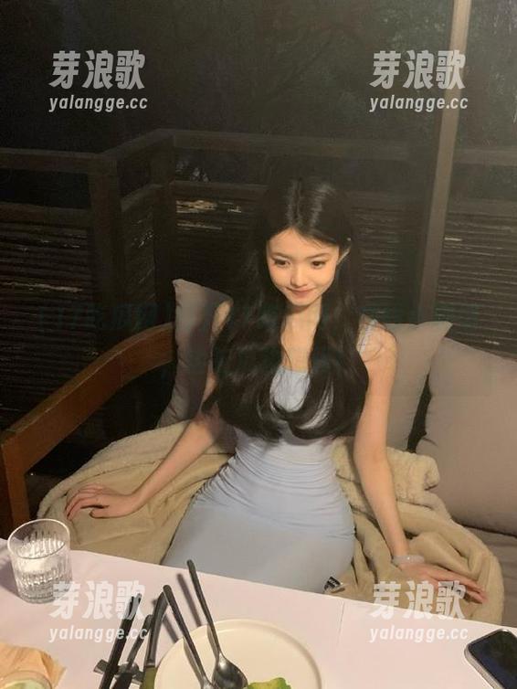 17吃瓜网 打开17吃瓜网,在线小剧场,边吃瓜边想喷!