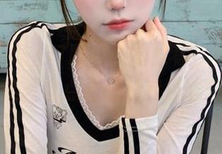 17吃瓜网的推荐，根本停不下来，有点过瘾又有点尴尬。