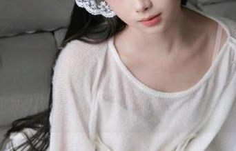 迷失在“51cg2.fun”网站，耳边都是八卦的低语，心里却充满了期待，无奈又快乐的矛盾感。