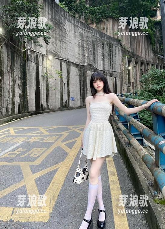要不要下载个51吃瓜？全网细节剖析，一通瞎掰也显得不那么孤独…