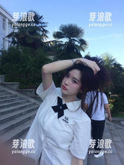 下载“51吃瓜”，探索八卦新天地，轻松“永不迷路”！