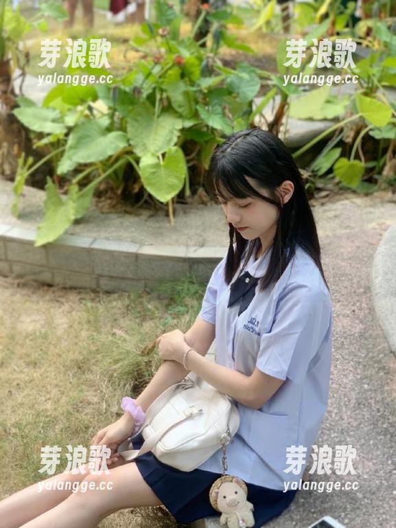 51吃瓜 在线傻眼,51吃瓜ccgg的意思让我一头雾水。