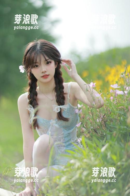 51吃瓜网 苹果版51吃瓜网,八卦千千万,哪颗瓜你敢轻易下口?