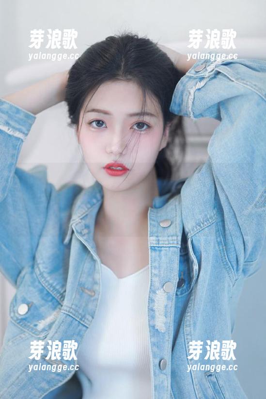 吃瓜不再孤单，下载“51在线吃瓜”app，放对歌，瓜也能更好吃！