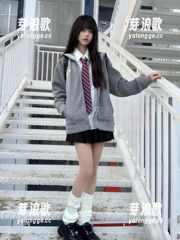 51在线吃瓜 iOS用户们冲锋吧,51在线吃瓜带你看不一样的吃瓜风向标!