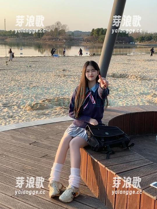 51爆料网 在线经历51爆料网的激烈瓜场,有那么一点点小迷醉,但又好像有些不舍。
