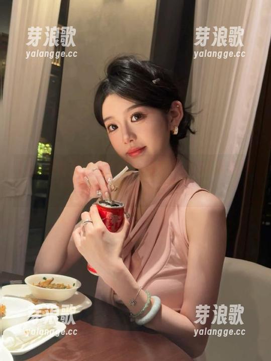 就问你一句：下载91黑料网，能不能解锁新社交圈？