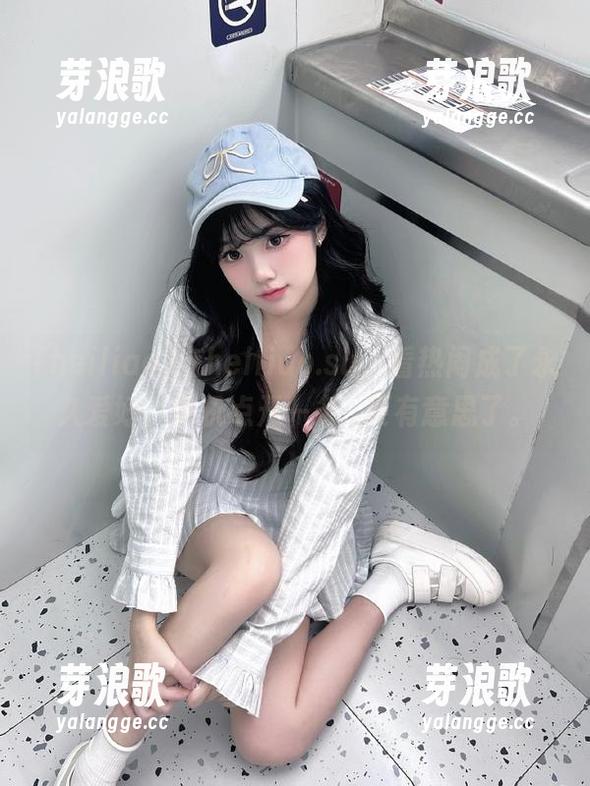 在heiliao.su，看热闹成了永久爱好，随机点开一条...更有意思了。
