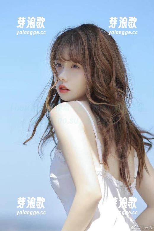随便点一点，传送门就能带你去heiliao.su，随便吃瓜！