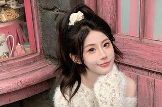登录www.吃瓜，一边吃瓜一边摇头，主播真会编！