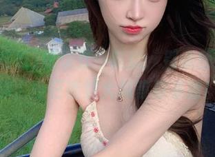 登录五一吃瓜，别说我没提醒你，今日新鲜大瓜等你来撩！