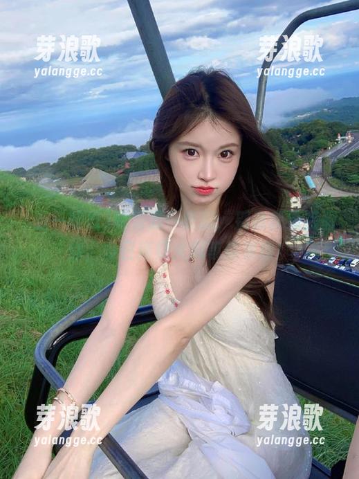 登录五一吃瓜，别说我没提醒你，今日新鲜大瓜等你来撩！