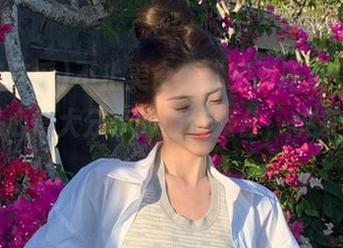 不止美食，“免费吃瓜”网站，就是心情大分享的最佳舞台，快来上台吧！