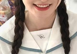 首页话题：全网吃瓜的脚步如风，看到八卦我就忍不住要点赞！