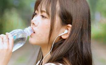发布：我刚刚穷追不舍地吃完了这个瓜，全网吃瓜内心独白！