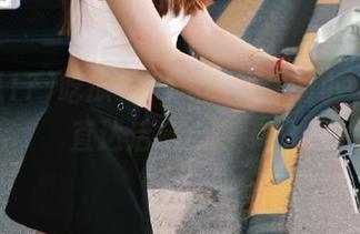 吃瓜17网，制服你的小好奇，直达后座心痒痒！