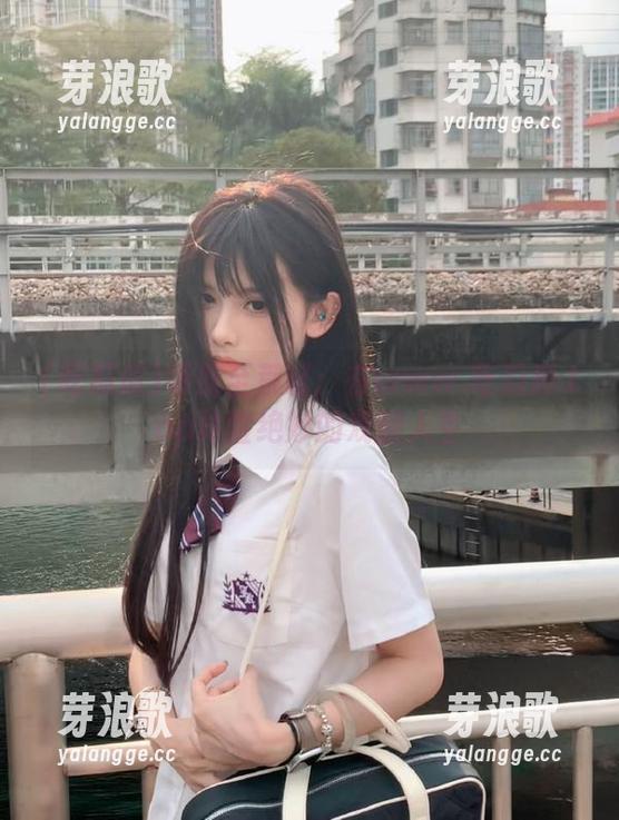 吃瓜瓜 导航至荒诞:在www.吃瓜瓜.top体验绝妙的戏剧人生