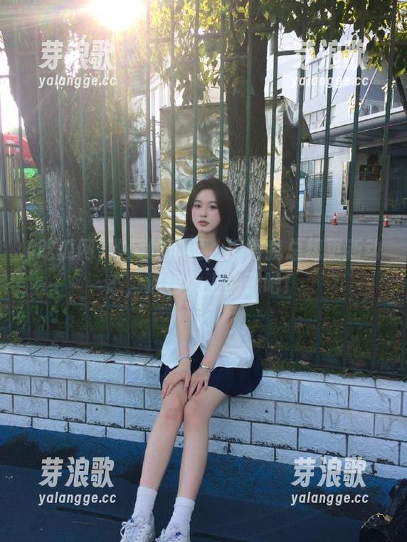收藏吃瓜网，搞得我总想更新动态，这也太上瘾了吧！