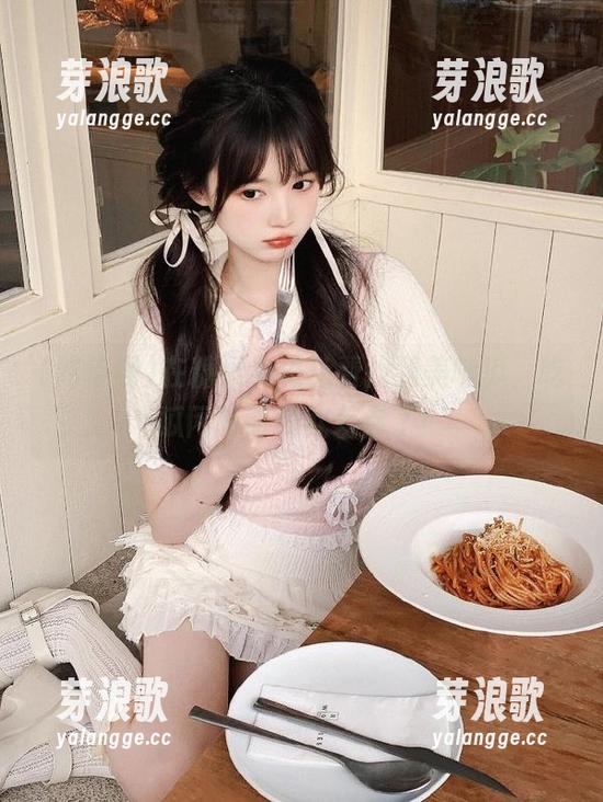 吃瓜网 在糖果果里免费找到美味瓜,吃瓜网的邀约就差你了!