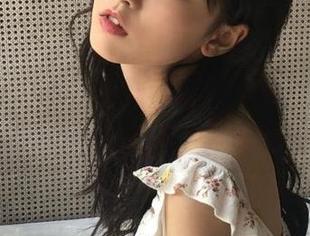 吃瓜网红苹果版，滑动屏幕看抖音，真心诚意求一个灯光师的联系方式！