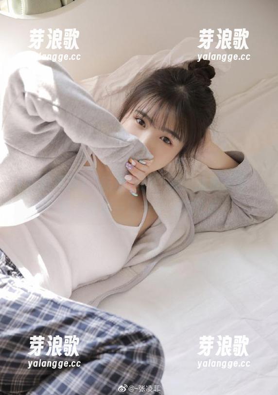 吃瓜黑料 “吃瓜黑料”视频播放不停,线上也是一波未平一波又起