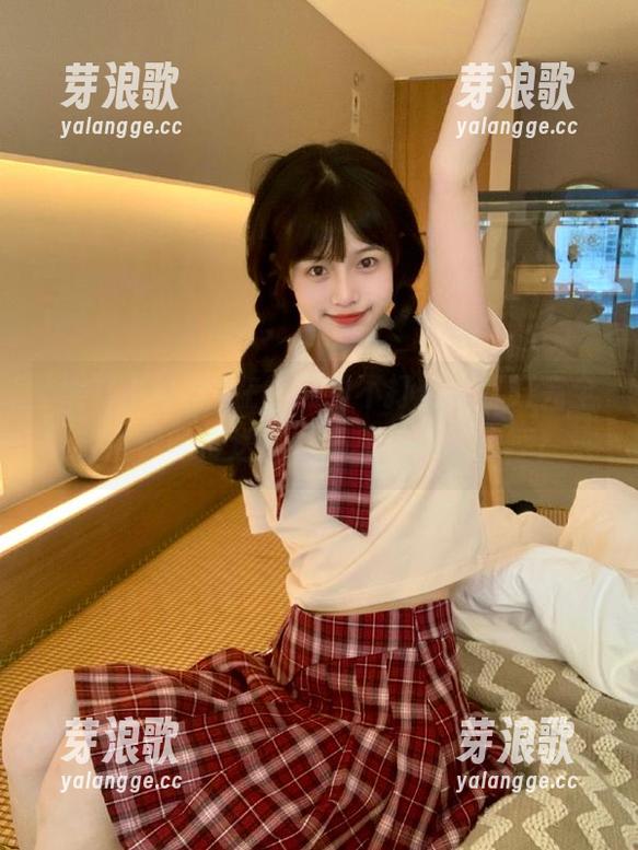 在线黑料不打烊，打开完全新世界的传送门，心里真默默欢呼！