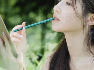 “黑料吃瓜网”链接更新太快，简直像是在开无敌农场！你追得上吗？