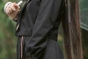 “黑料吃瓜网”的最新动向：自曝网红们暗藏的超神线路，今晚怎么越看越上头呢？
