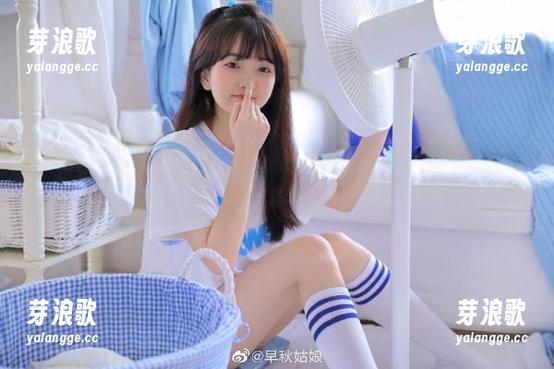 黑料社 首页真有意思,这“黑料社”app,是真正的“瓜”之上市!