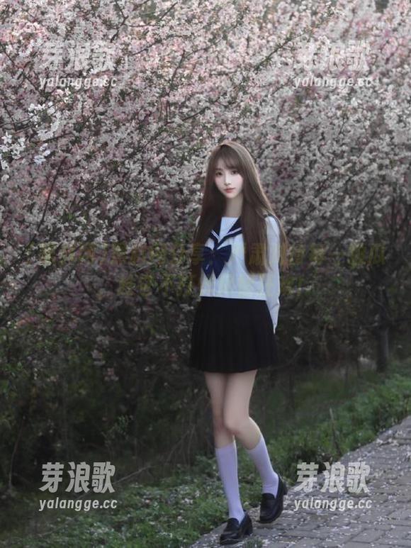 黑料网 黑料网分享:严肃对待每一颗瓜,趁它不打烊尽情狂欢!