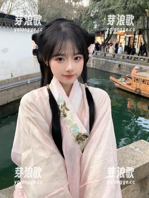 不打烊的黑料网，分享的不只是消息，还有我的八卦胃口。